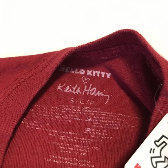 Hello Kitty x Keith Haring T-Shirt Small NWT Red - Picture 6 of 8